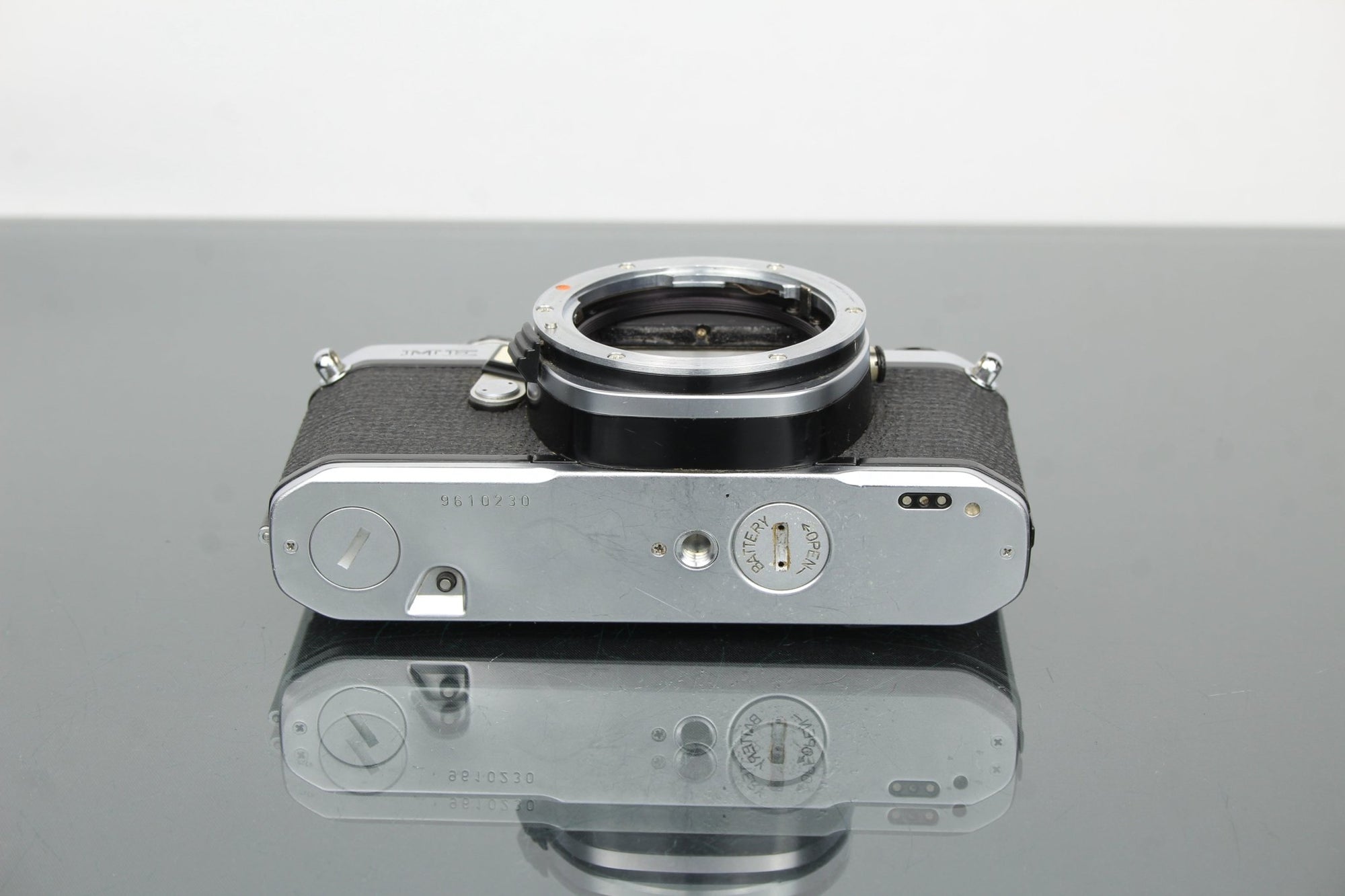 Pentax ME - Dutch|Thrift