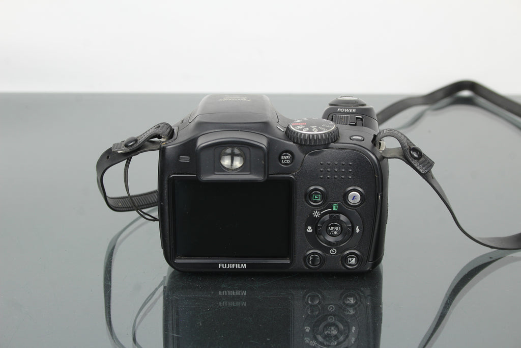 Fujifilm finepix S5800