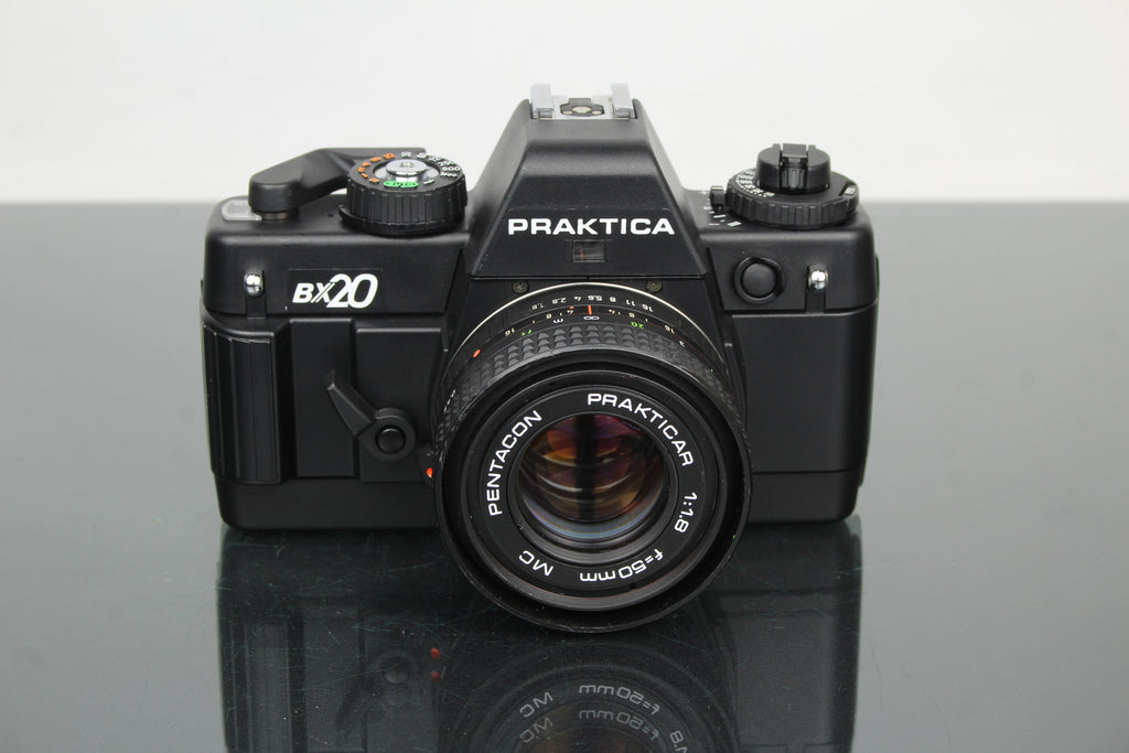 Practica BX20 + Pentacon Praktica 50mm 1.8 lens