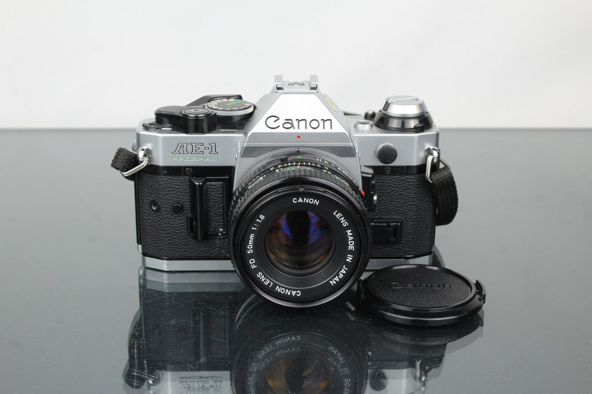 Canon AE - 1 + Canon 50mm 1.8 Canon FD mount - Dutch|Thrift