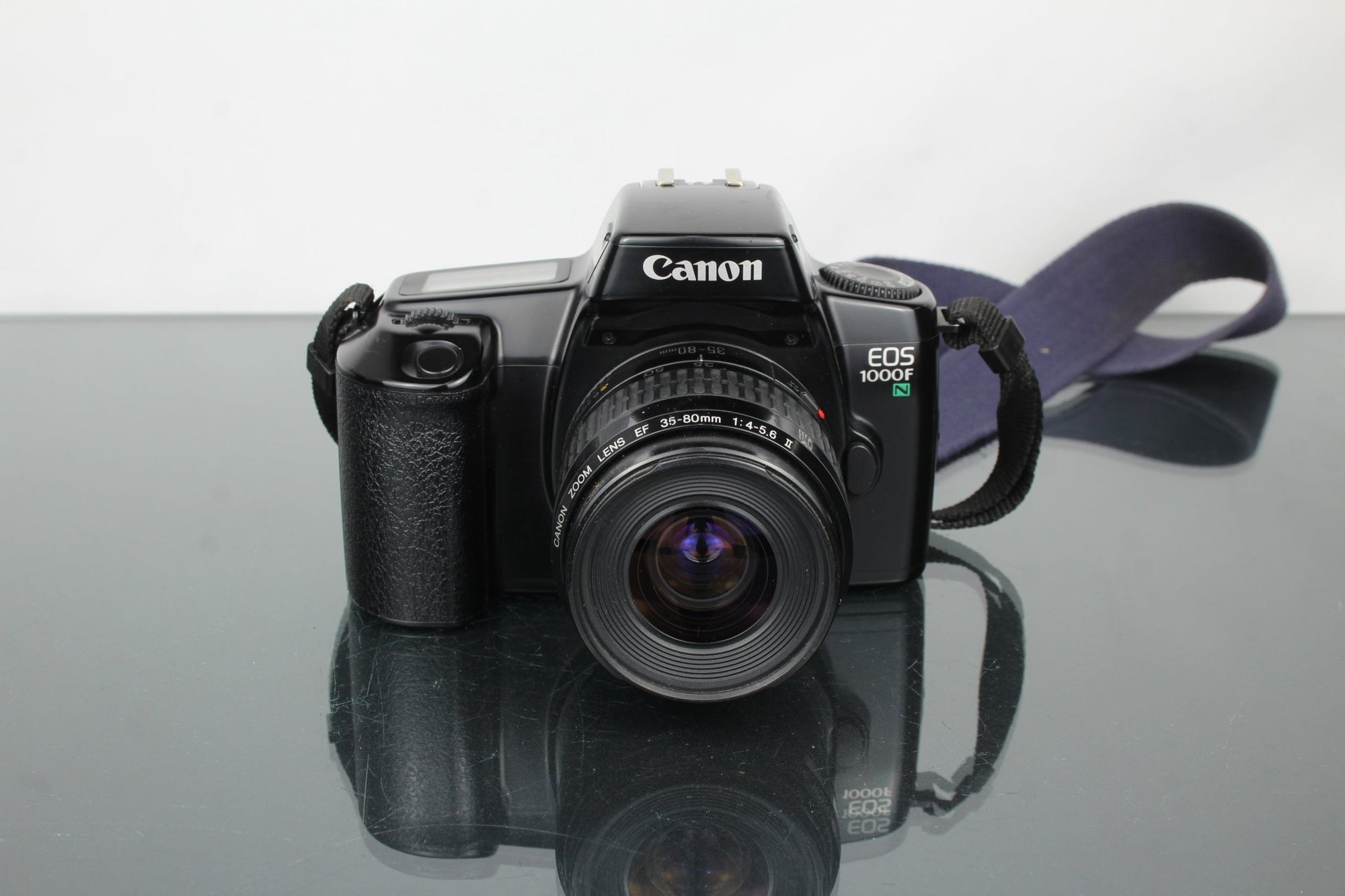 Canon EOS 1000F N + Canon 35 - 80mm 1:4 - 5.6 lens - Dutch|Thrift