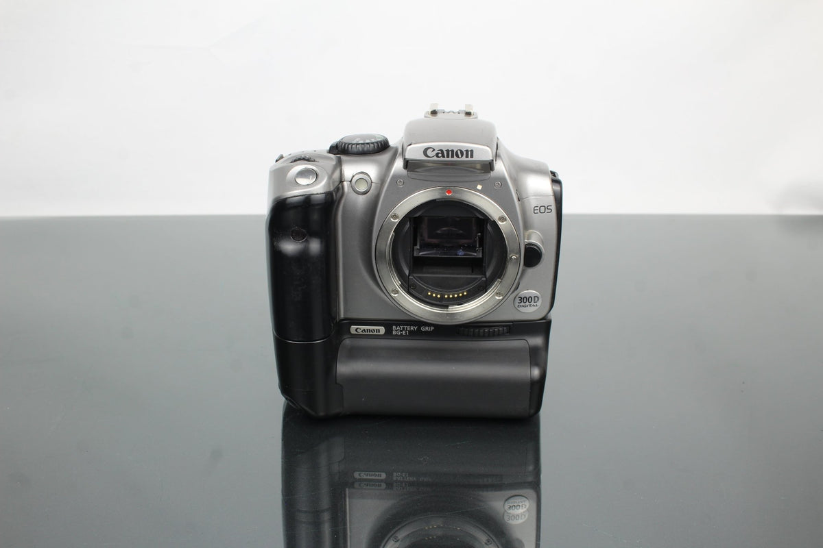 Canon EOS 300D + EF - S 18 - 55mm 1:3.5 - 5.6 Canon lens - Dutch|Thrift