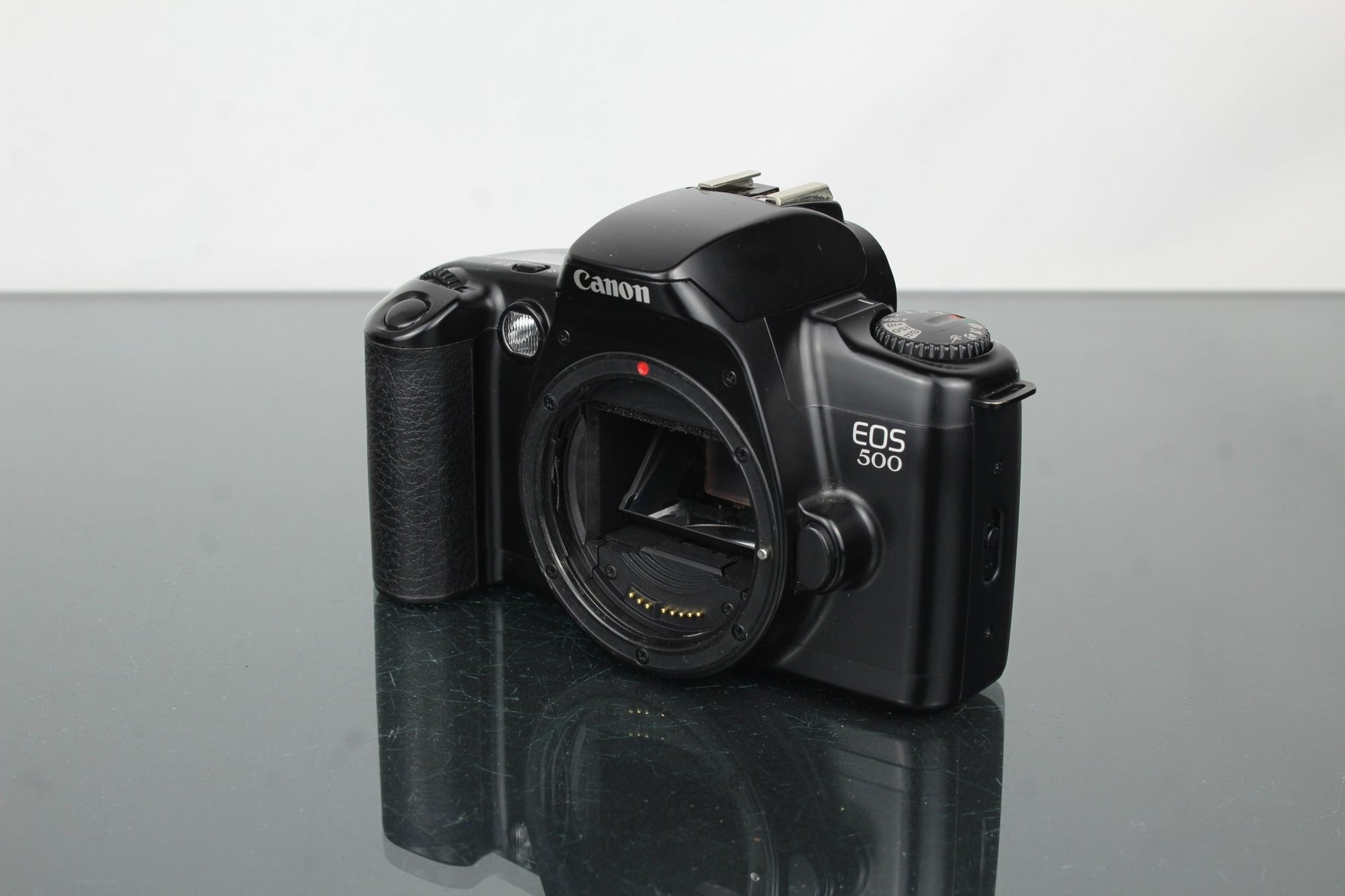 Canon EOS 500 - Dutch|Thrift