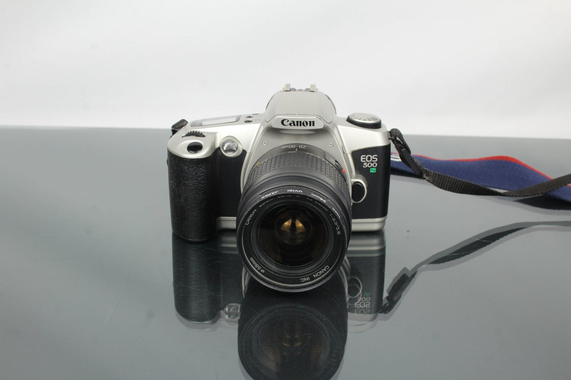 Canon EOS 500N + 28 - 80mm Canon Lens - Dutch|Thrift