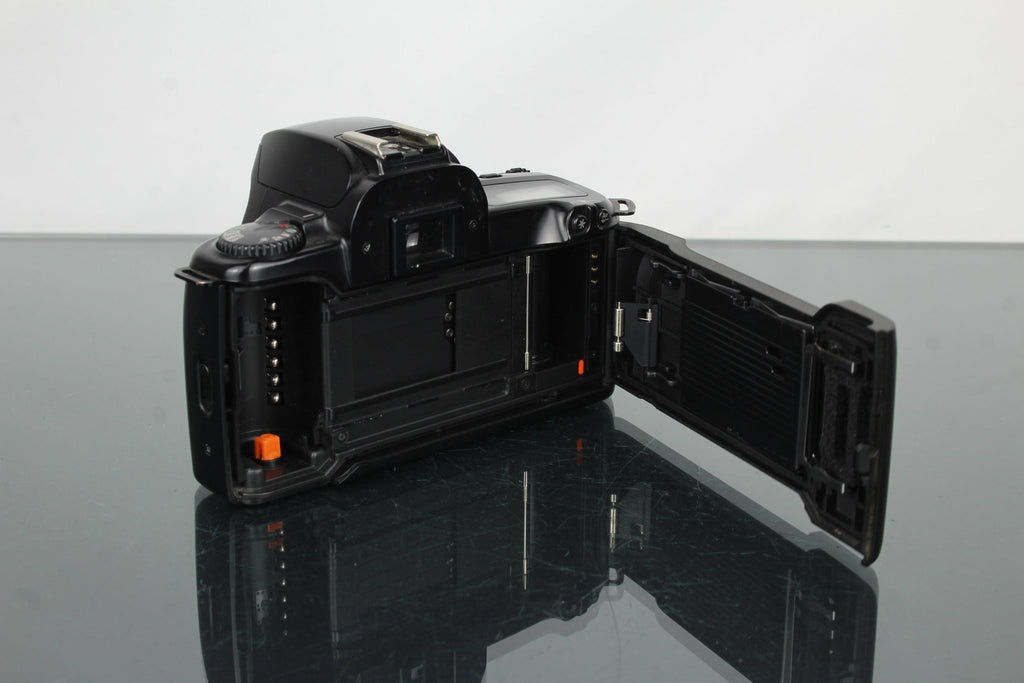 Canon EOS500 - Dutch|Thrift
