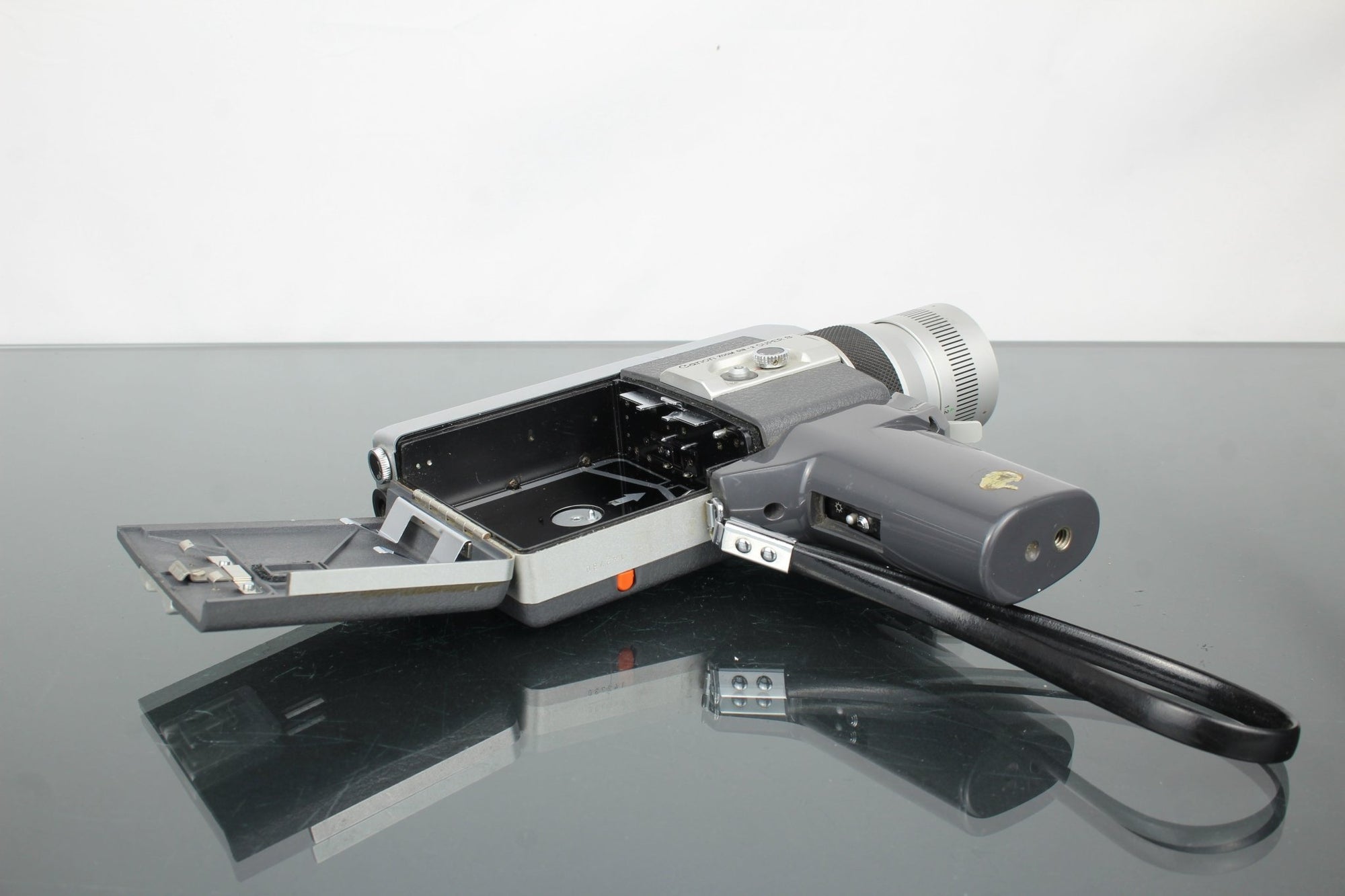Canon Zoom 518 - 2 Super 8 - Dutch|Thrift
