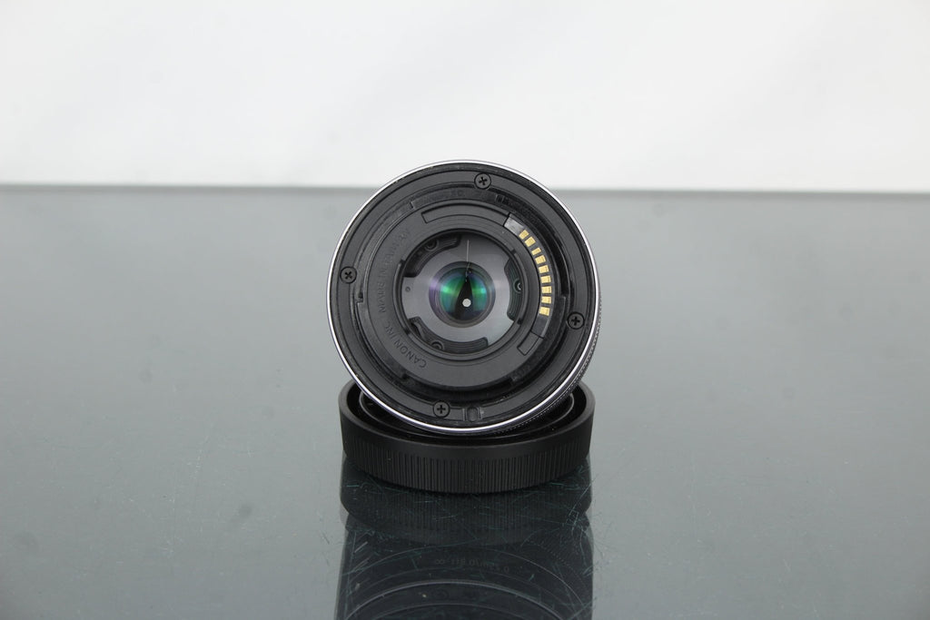 Canon Zoom Lens EF - M 15 - 45mm 1:3.5 - 6.3 - Dutch|Thrift
