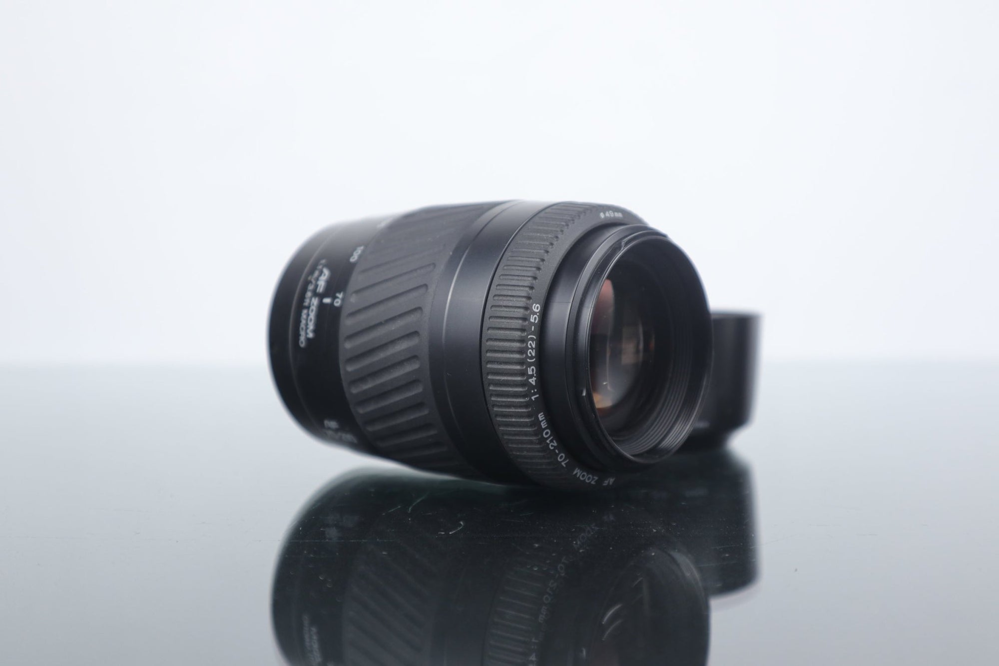 Minolta 70 - 210mm 1:4.5 - 5.6 - A Mount - Dutch|Thrift