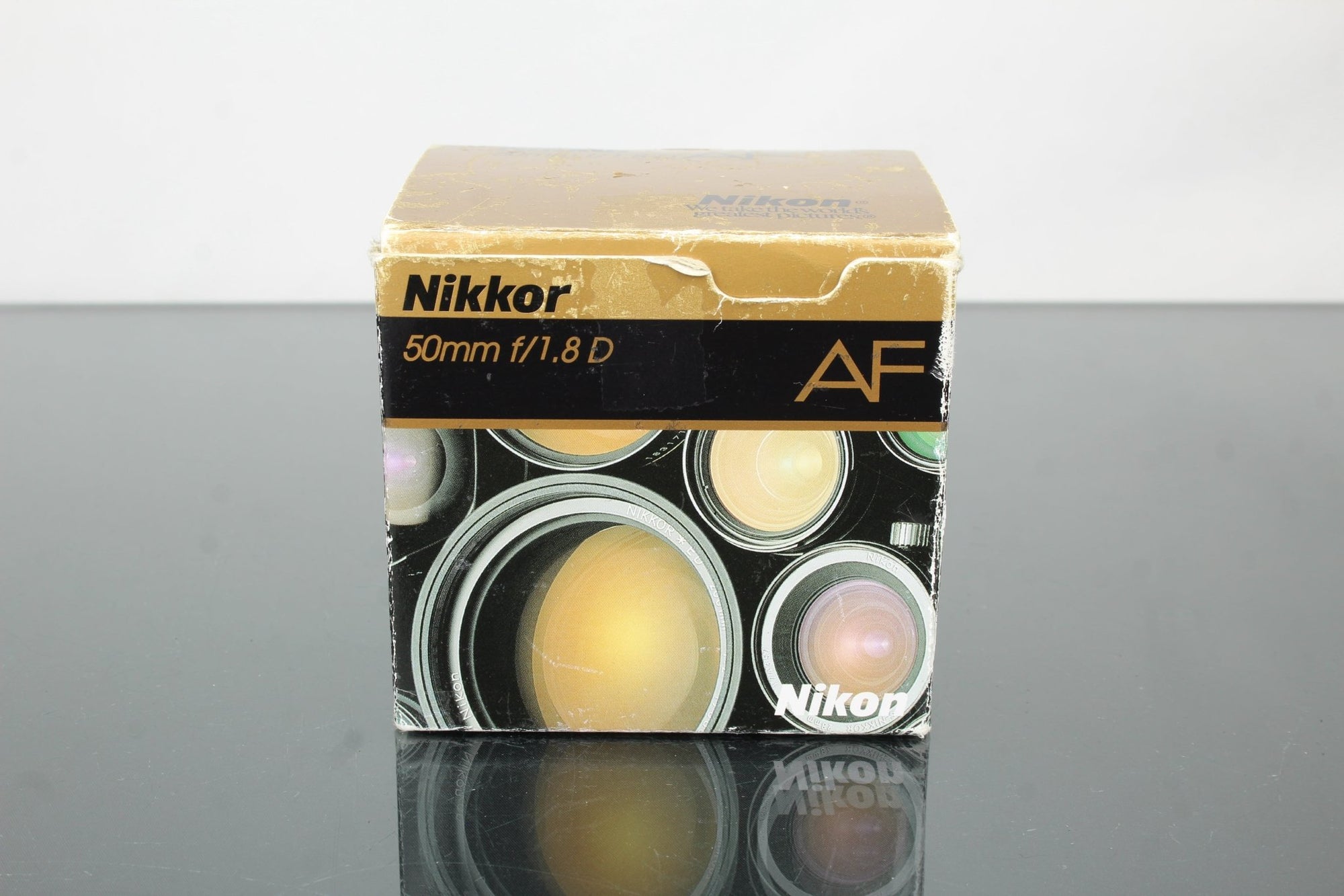 Nikon Nikkor 50mm 1:1.8 AF - Dutch|Thrift