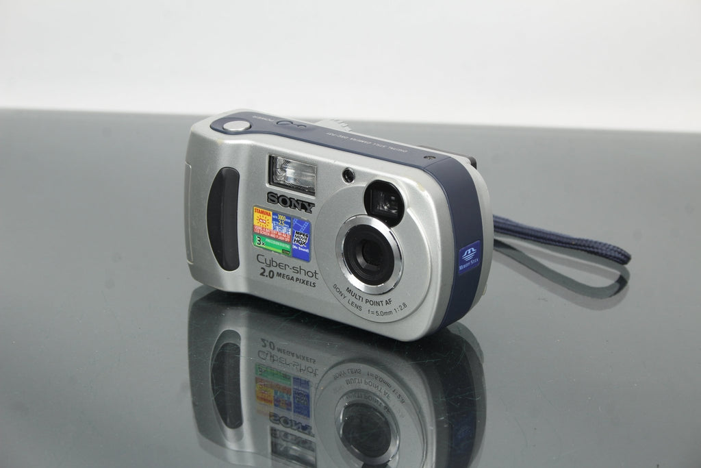 Sony Cyber - Shot DSC - P31 - Dutch|Thrift