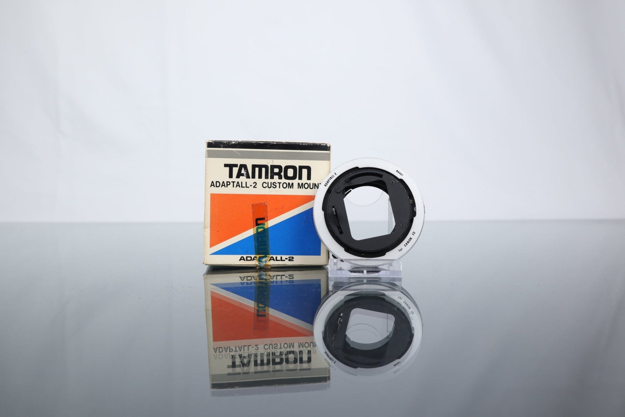 Tamron Adaptall - 2 Custom Mount - Canon FD - Dutch|Thrift