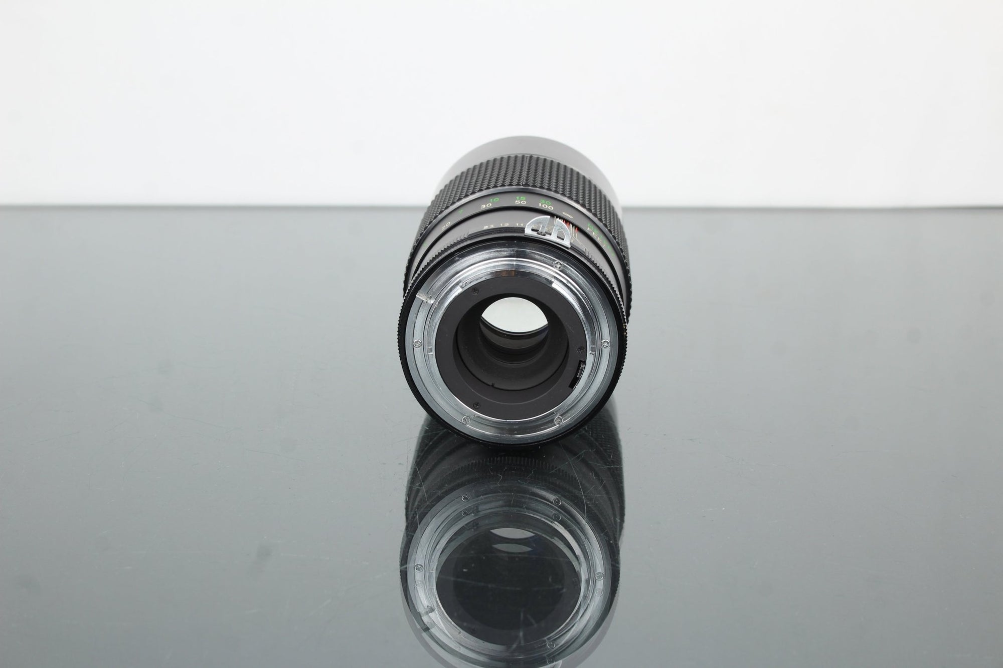 Vivitar auto telephoto 200mm 1:3.5 Nikon AI Mount - Dutch|Thrift