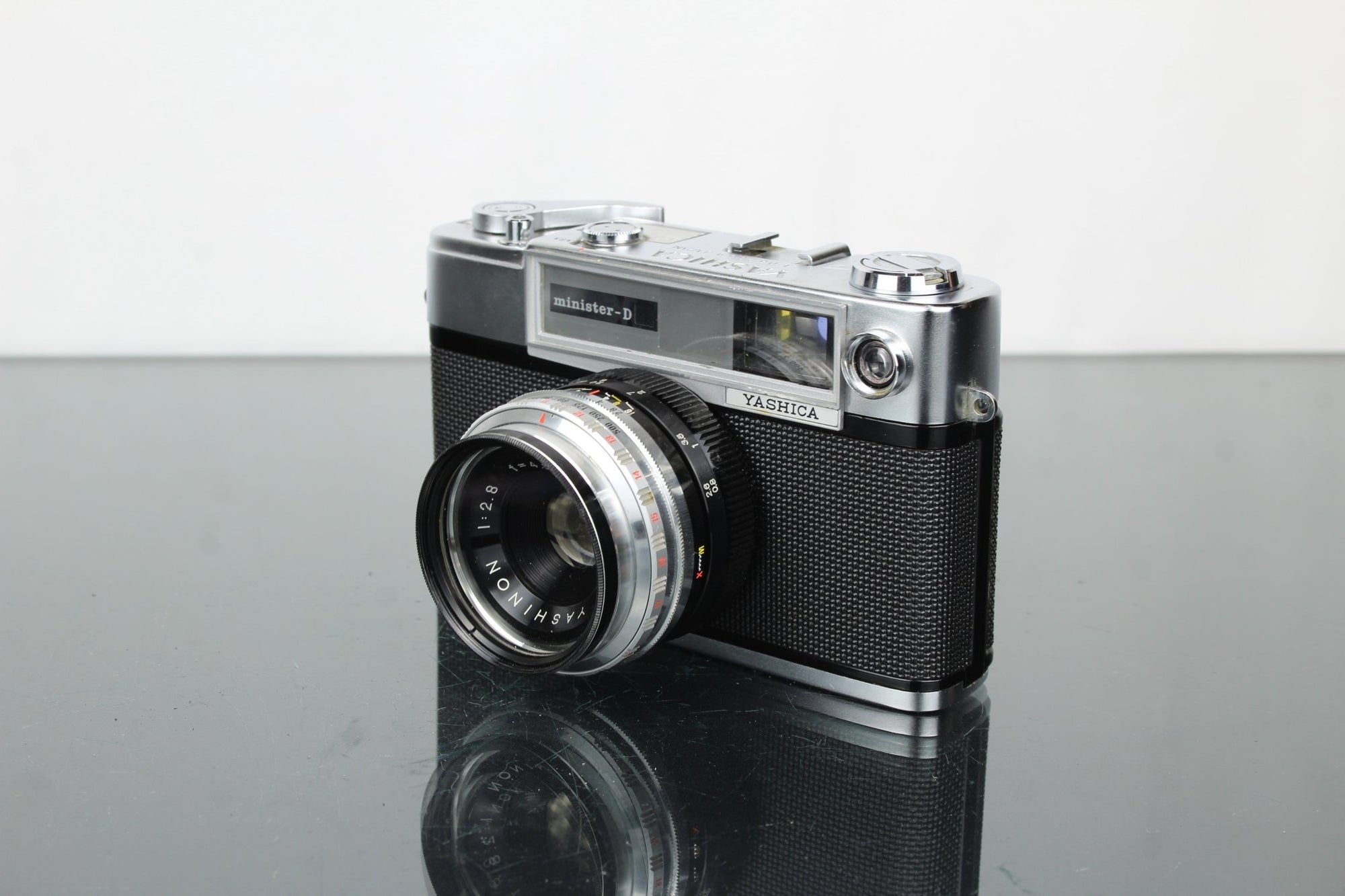 Yashica Minister - D - Dutch|Thrift